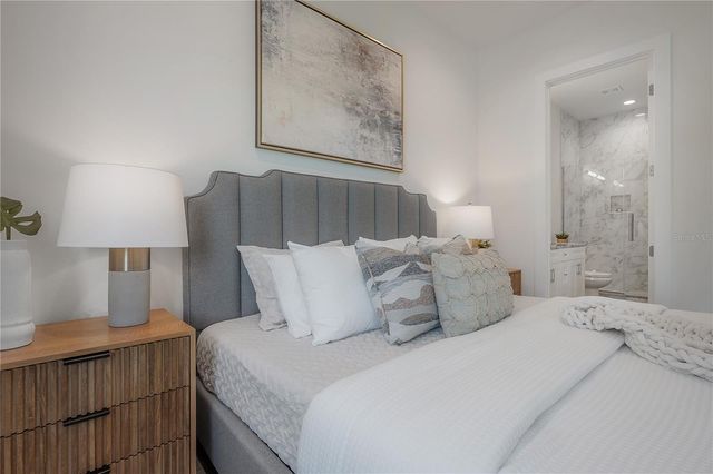 5530 N 9TH STREET 2, Tampa, FL 33604