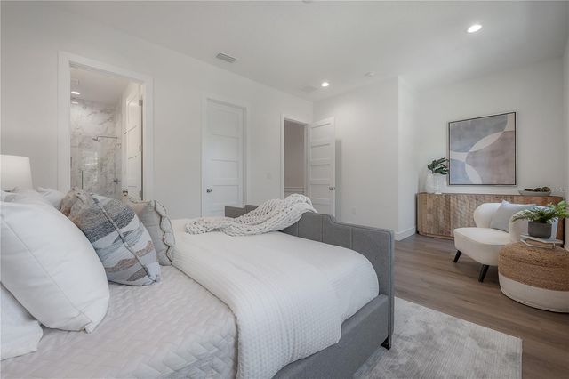 5530 N 9TH STREET 2, Tampa, FL 33604