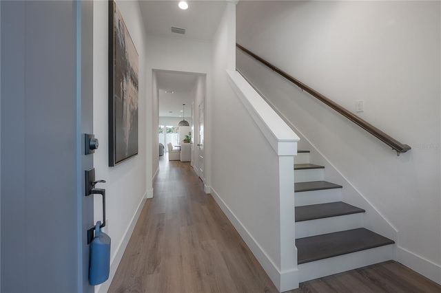 5530 N 9TH STREET 2, Tampa, FL 33604