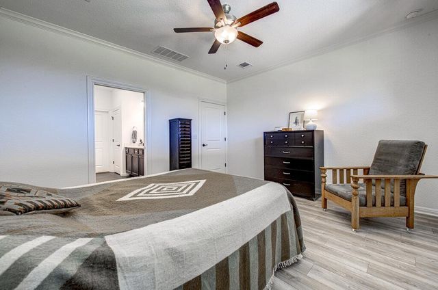 722 Kitty Hawk RD, Georgetown, TX 78633