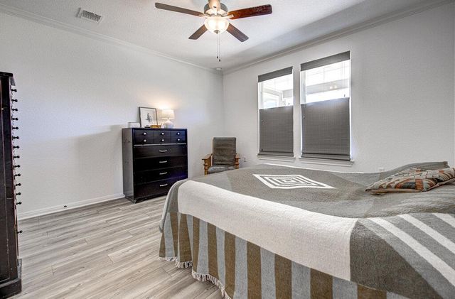 722 Kitty Hawk RD, Georgetown, TX 78633