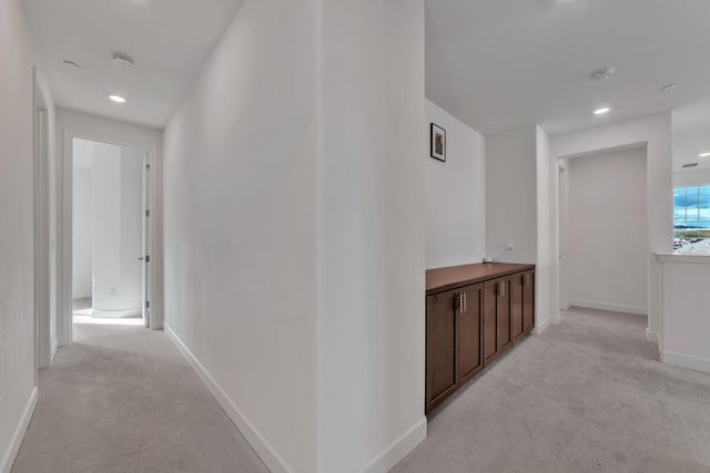 4981 Gold Rush Dr, Folsom, CA 95630