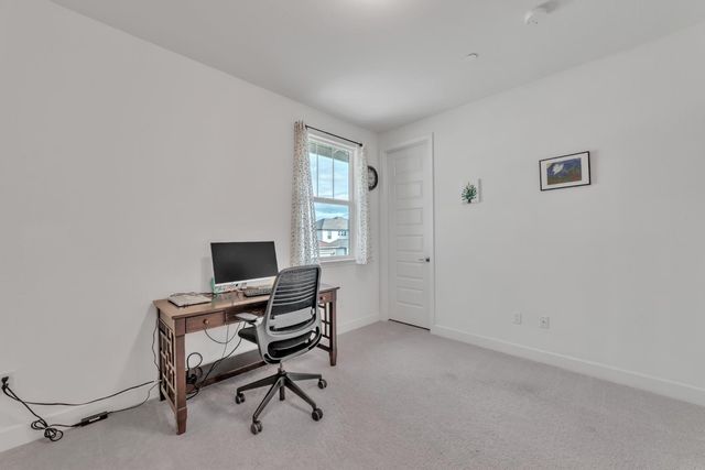 4981 Gold Rush Dr, Folsom, CA 95630