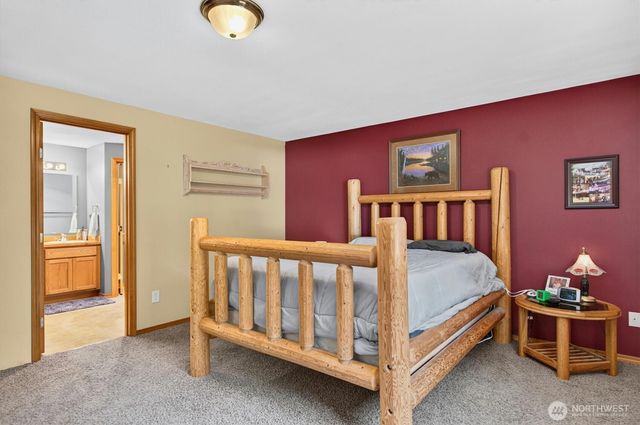 937 Germany Creek, Longview, WA 98632