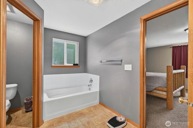 937 Germany Creek, Longview, WA 98632