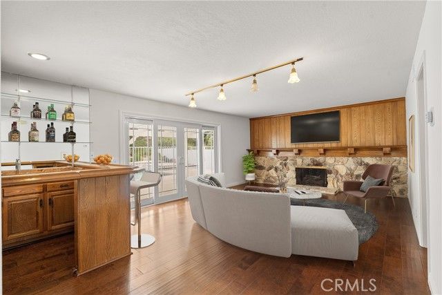 11861 Darby Avenue, Porter Ranch (los Angeles), CA 91326