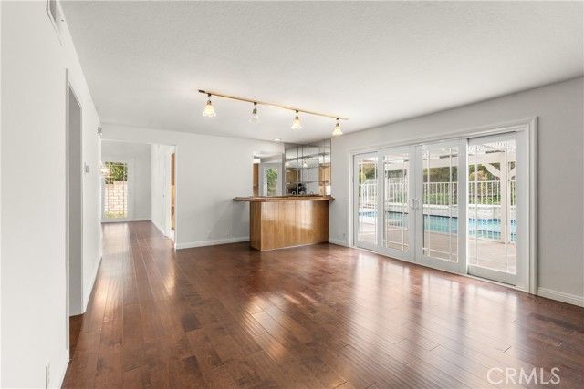 11861 Darby Avenue, Porter Ranch (los Angeles), CA 91326