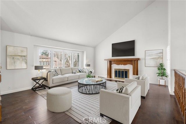 11861 Darby Avenue, Porter Ranch (los Angeles), CA 91326