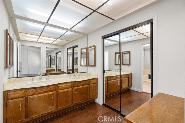 11861 Darby Avenue, Porter Ranch (los Angeles), CA 91326