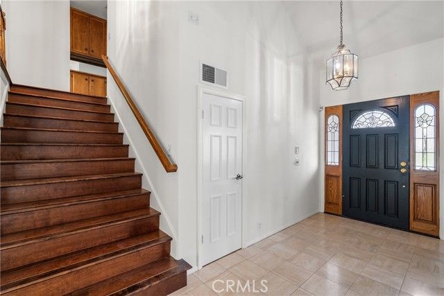 11861 Darby Avenue, Porter Ranch (los Angeles), CA 91326