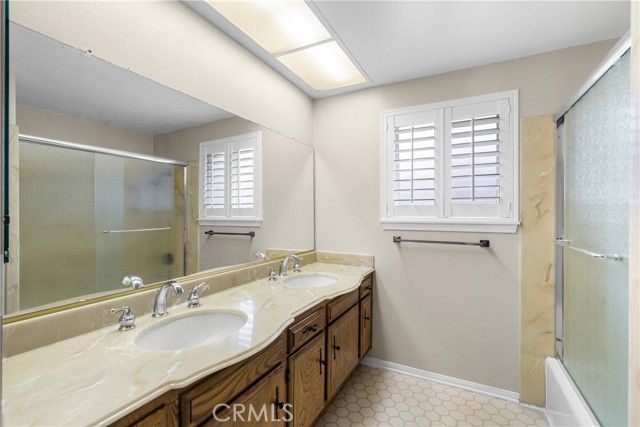 11861 Darby Avenue, Porter Ranch (los Angeles), CA 91326