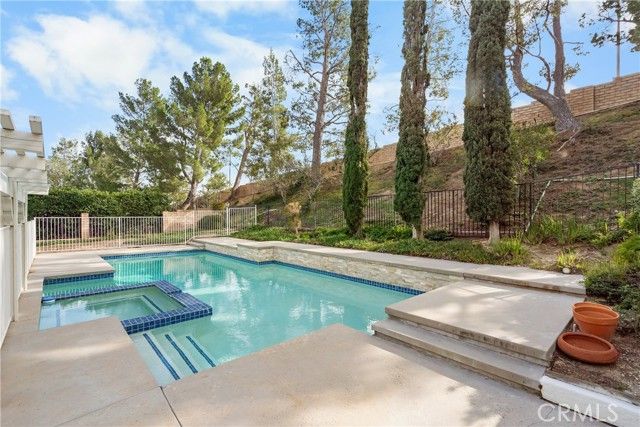 11861 Darby Avenue, Porter Ranch (los Angeles), CA 91326