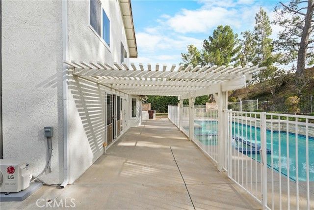 11861 Darby Avenue, Porter Ranch (los Angeles), CA 91326