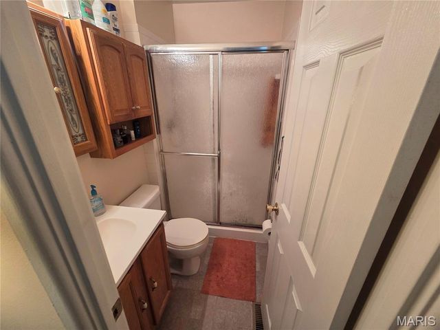 2130 Canterbury Drive, Florissant, MO 63033