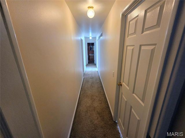 2130 Canterbury Drive, Florissant, MO 63033