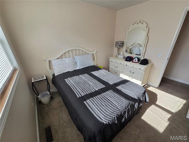 2130 Canterbury Drive, Florissant, MO 63033