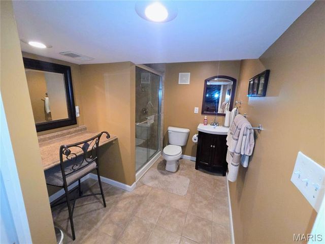2130 Canterbury Drive, Florissant, MO 63033