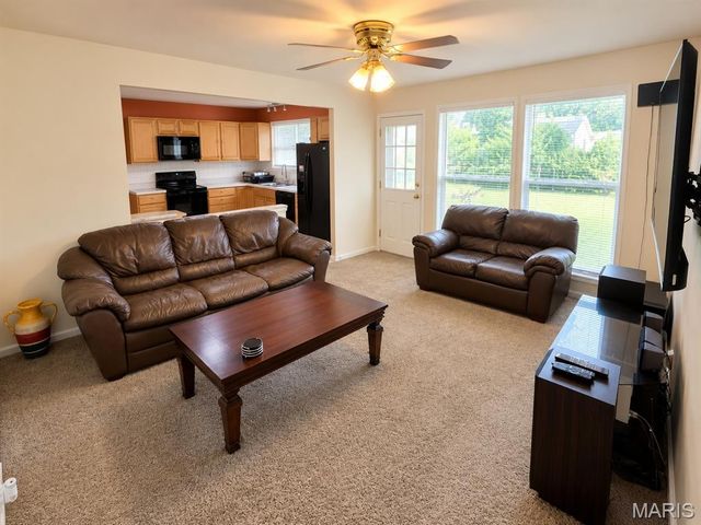 2130 Canterbury Drive, Florissant, MO 63033