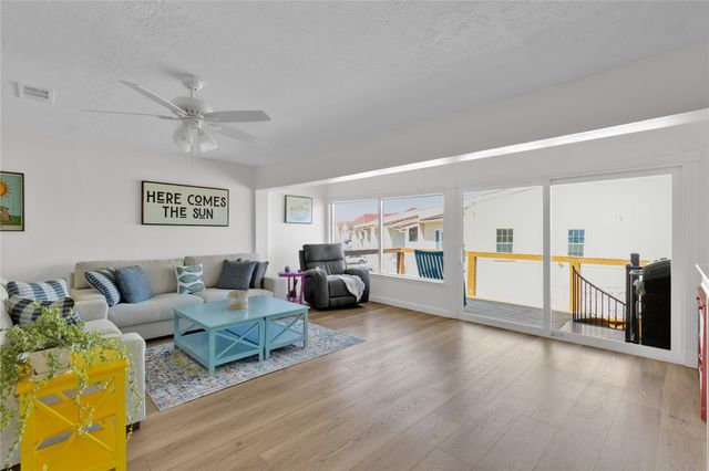 35 Regency Point, Montgomery, TX 77356