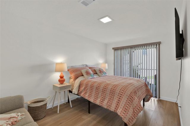 35 Regency Point, Montgomery, TX 77356