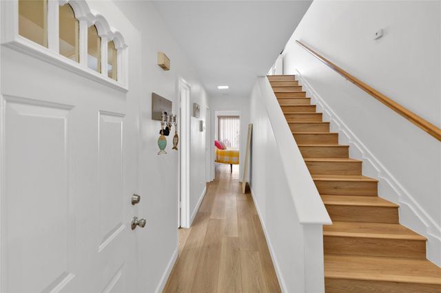 35 Regency Point, Montgomery, TX 77356