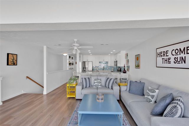 35 Regency Point, Montgomery, TX 77356