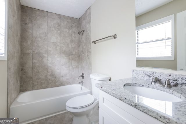 2459 Chauncey Lane SW, Marietta, GA 30064