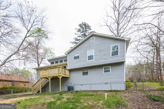 2459 Chauncey Lane SW, Marietta, GA 30064