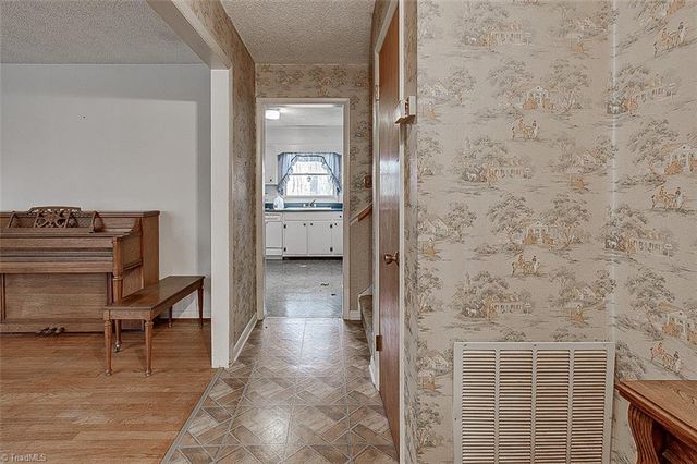 179 Glenn Williams Drive, Randleman, NC 27317