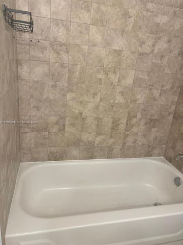 440 S Park Rd 4-308, Hollywood, FL 33021