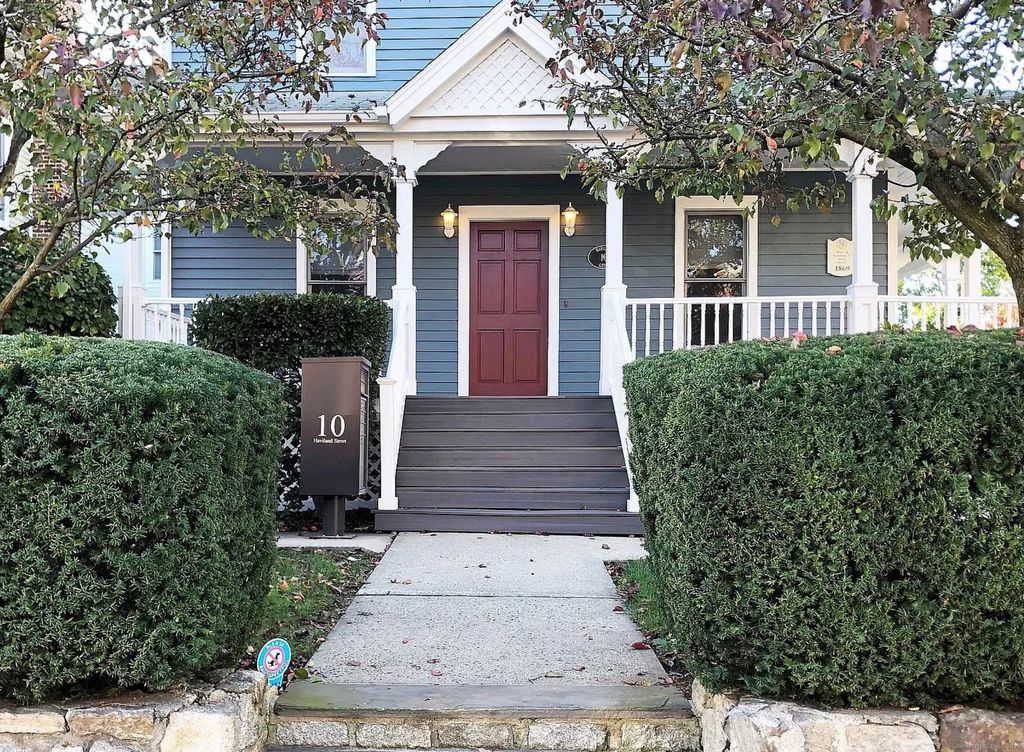 10 Haviland Street D, Norwalk, CT 06854