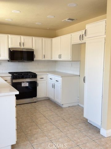 4444 Merle St, Montclair, CA 91763