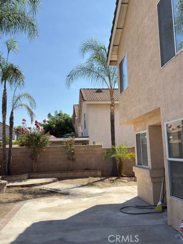 4444 Merle St, Montclair, CA 91763