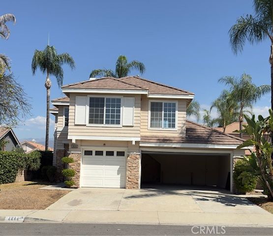 4444 Merle St, Montclair, CA 91763
