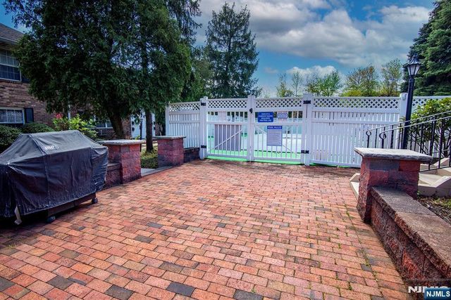 30 E Maple, Teaneck, NJ 07666