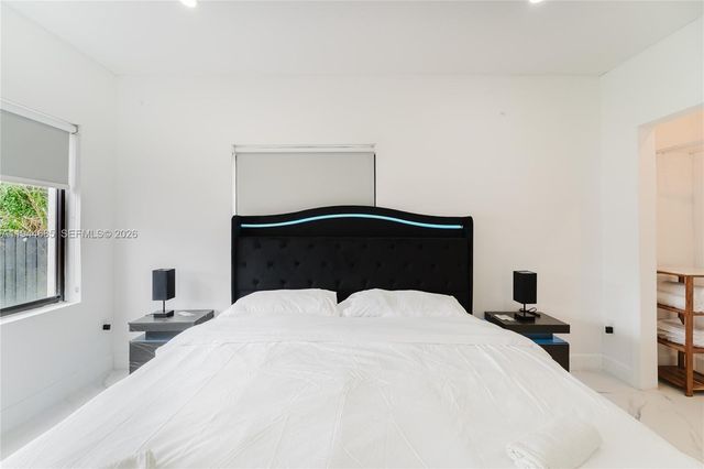 187 NW 53rd St, Miami, FL 33127