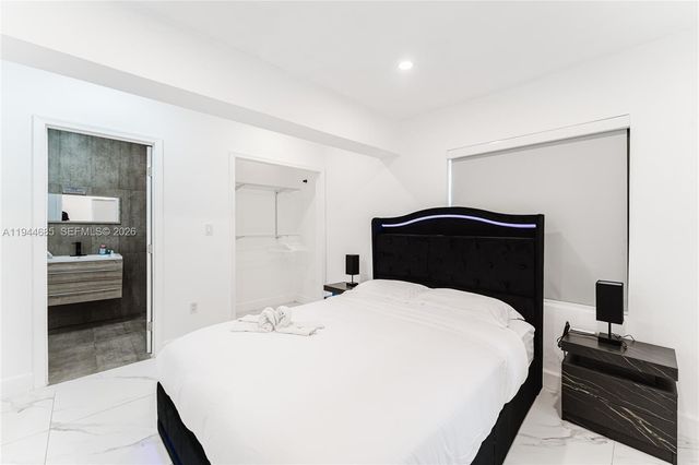 187 NW 53rd St, Miami, FL 33127