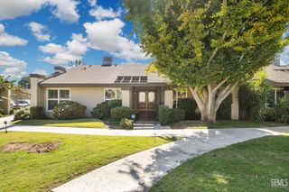 3328 El Encanto Court, Bakersfield, CA 93301