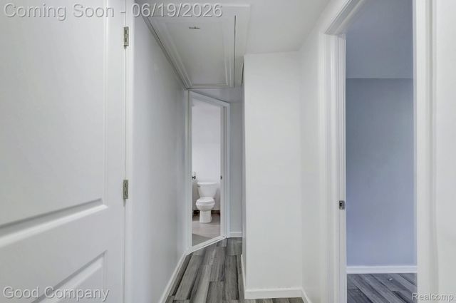 335 W Lincoln Avenue, Madison Heights, MI 48071