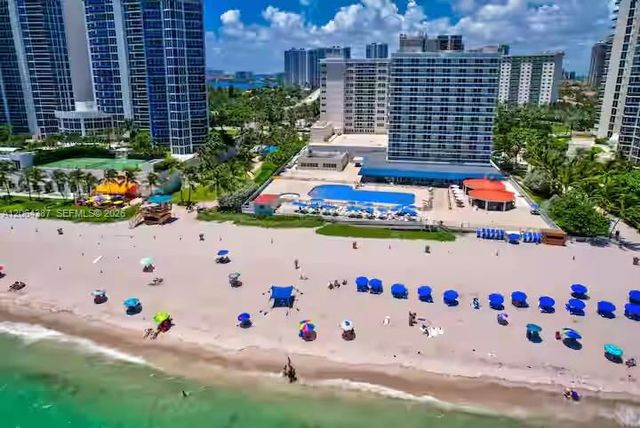 19201 Collins Avenue 540, Sunny Isles Beach, FL 33160