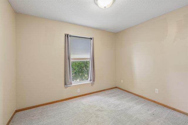 2153 NW 159th Street 60, Clive, IA 50325