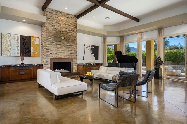 103 Waterford Circle, Rancho Mirage, CA 92270