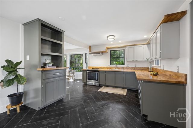 5027 Taylor Road, Savannah, GA 31404