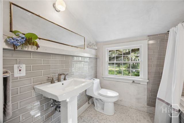 5027 Taylor Road, Savannah, GA 31404