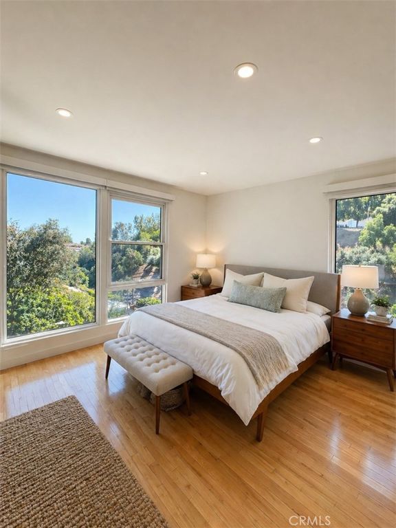 1311 Braeridge Drive, Beverly Hills, CA 90210