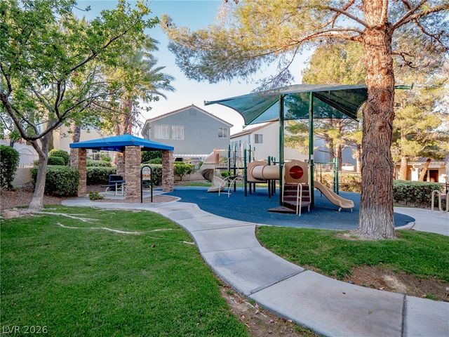 9705 Floweret Avenue, Las Vegas, NV 89117