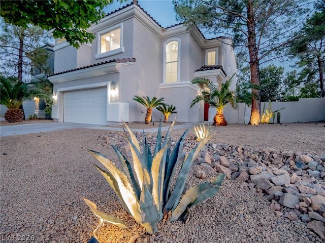 9705 Floweret Avenue, Las Vegas, NV 89117