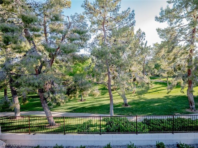 9705 Floweret Avenue, Las Vegas, NV 89117