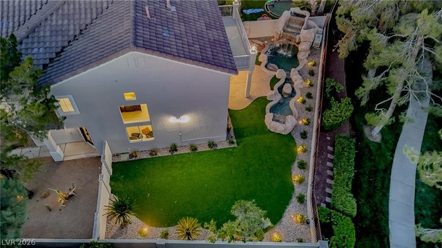 9705 Floweret Avenue, Las Vegas, NV 89117