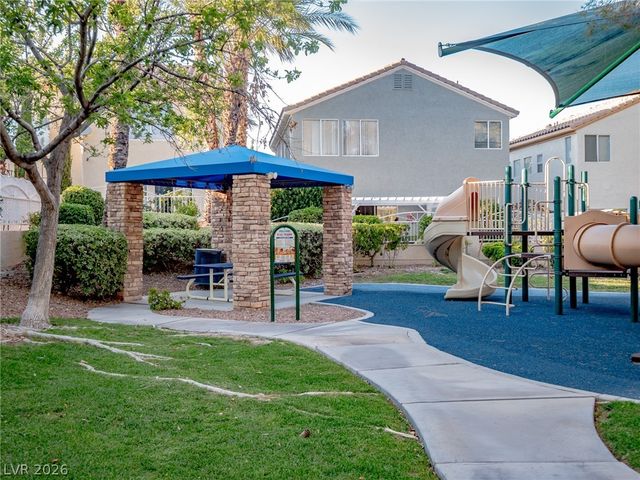 9705 Floweret Avenue, Las Vegas, NV 89117